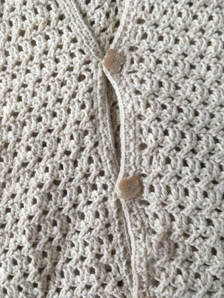 透かしドルマンスリーブのカーディガン 毛糸ピエロの編み図を参考に編みました 生成りのコットンリネン糸でナチュラルな雰囲気に仕上がったと思います ハンドメイド 記録 てといと